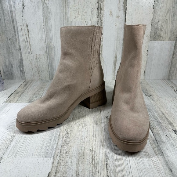 Dolce Vita Martey H2O Taupe Suede Chunky Boots #217 - Picture 2 of 12